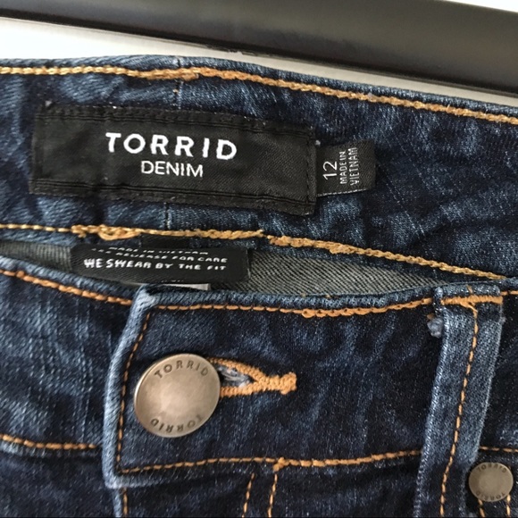 Torrid Dark Wash Skinny Jeans Sz 12 - Picture 4 of 5